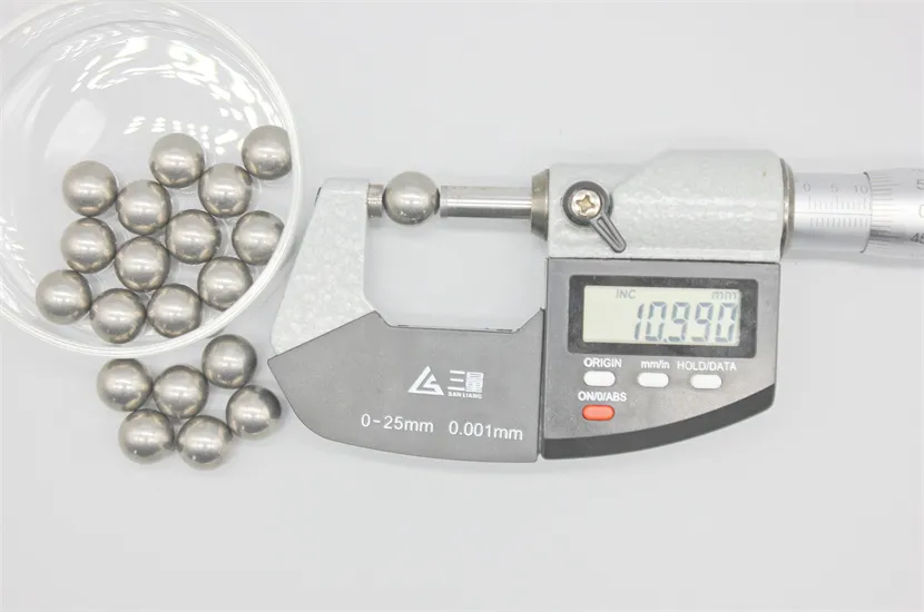 Superior Tungsten alloy ball/sphere