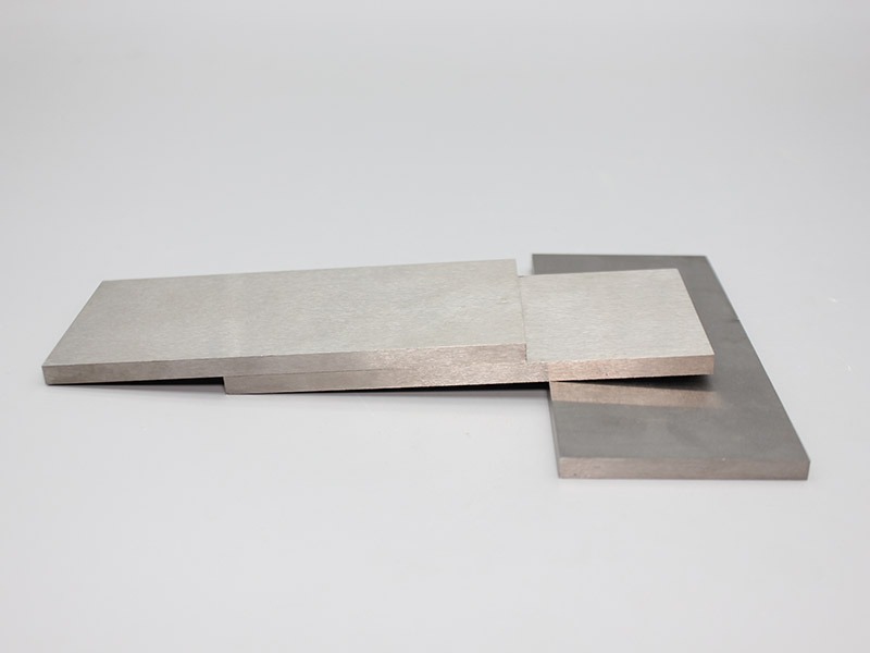 Tungsten plate for counterbalance weight